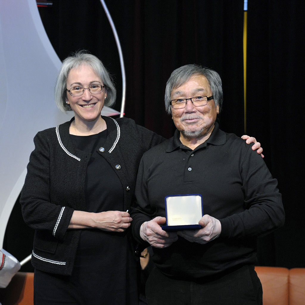 Aipilie Kenuajuak